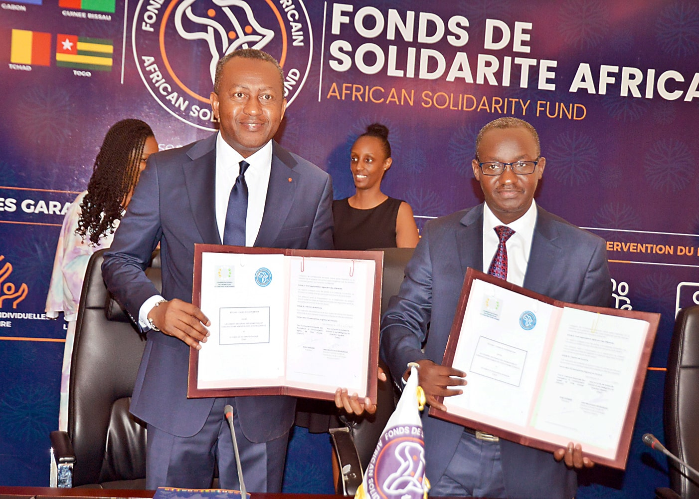 SIGNATURE DE L’ACCORD-CADRE DE COOPERATION ENTRE L...